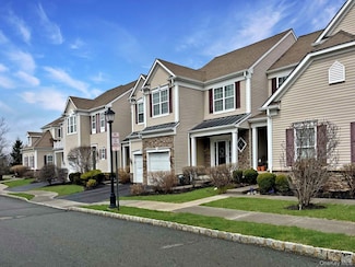 29 Banbury Way Unit 1104, Newburgh, NY 12550