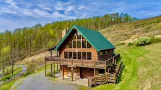 1608 Woodyard Rd, Grafton, WV 26354