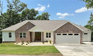 738 Cardin Spur, Pea Ridge, AR 72751