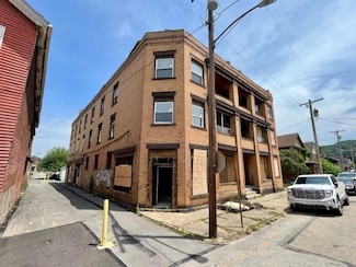 49 Walnut St, Natrona Heights, PA 15065