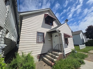 550 W 17th St, Erie, PA 16502