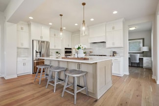 6520 Timber Arch Dr, Chaska, MN 55318
