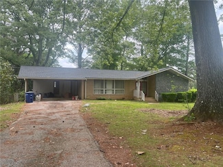 102 Summit Dr, Griffin, GA 30224