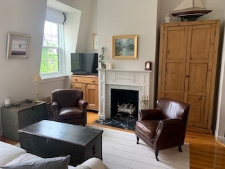 341 Beacon St Unit 5A, Boston, MA 02116