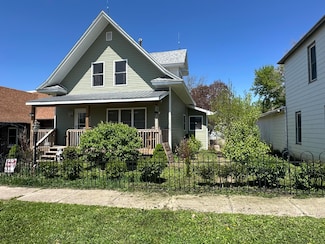 103 E Newago St, Radcliffe, IA 50230