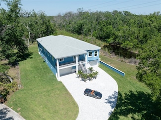 1033 Hammock Cir, Tarpon Springs, FL 34688