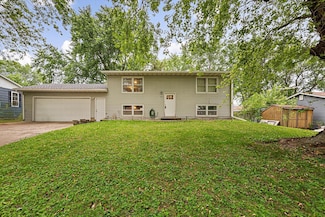 2413 Larson Ave, Albert Lea, MN 56007