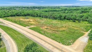 1401 Flowers Dr, Denison, TX 75020
