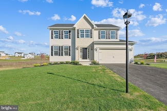201 Fieldstone Dr Unit 23, Hanover, PA 17331