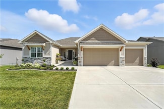 13800 NW 74th St, Parkville, MO 64152