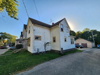 226 Sherman Place, Waukegan, IL 60085