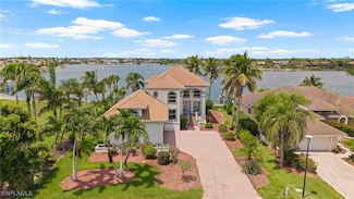 5550 Harborage Dr, Fort Myers, FL 33908