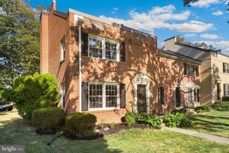 8262 Carrleigh Pkwy, Springfield, VA 22152