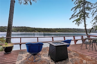 209 E Herron Blvd NW, Lakebay, WA 98349