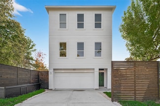 867 Lonnie Ln, Houston, TX 77091