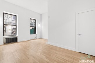 39 W 16th St Unit 2 F, New York, NY 10011