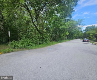 301 N Cedar St, Spring City, PA 19475