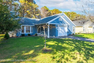 89 Sheffield Dr, Forked River, NJ 08731