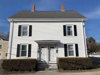 22 Elm St, Newmarket, NH 03857