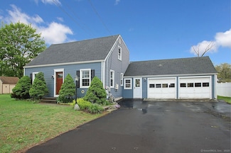 116 Scrub Oak Rd, North Haven, CT 06473