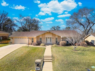 4617 Chad Dr, Tyler, TX 75703