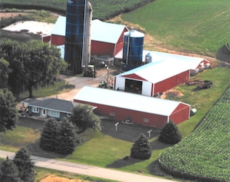 N2171 Manley Rd, Hortonville, WI 54944