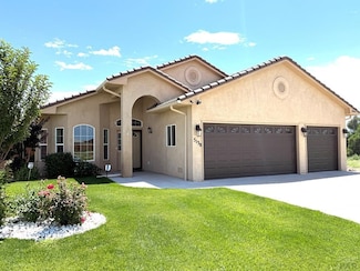 5138 Almondcrest Dr, Pueblo, CO 81005
