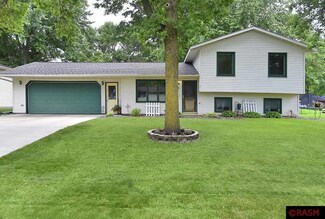 412 17th Ave NE, Waseca, MN 56093
