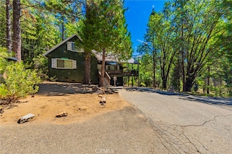 2701 Spelt Rd, Wawona, CA 95389