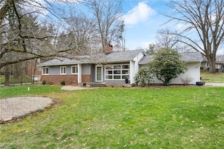 3908 Greenfield Rd, Uniontown, OH 44685