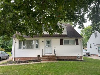 29006 Sherbrook Dr, Wickliffe, OH 44092