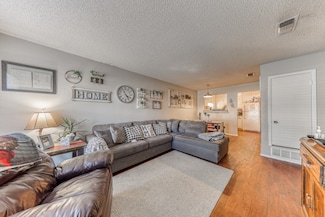 1108 Lynn St, Weatherford, TX 76086