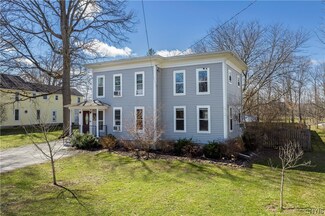 3881 Fountain St, Clinton, NY 13323
