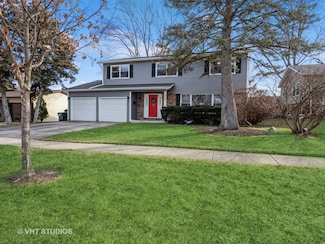 903 W Hintz Rd, Arlington Heights, IL 60004