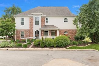 873 Forest Glen Dr, Valparaiso, IN 46385