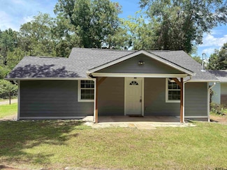 816 Newsome St, Gilmer, TX 75644