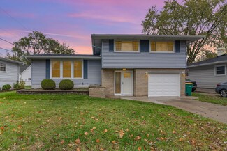 714 W 67th Ln, Merrillville, IN 46410