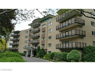 255 N Portage Path Unit 414, Akron, OH 44303