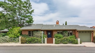 4886 Hart Dr, San Diego, CA 92116