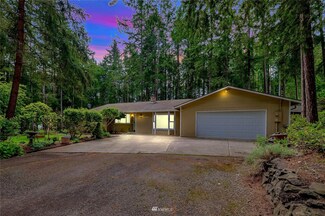 14159 Thomas Dr NW, Silverdale, WA 98383