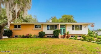 21 Pine Valley Cir, Ormond Beach, FL 32174