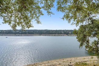 18401 Lakepoint Cir, Point Venture, TX 78645