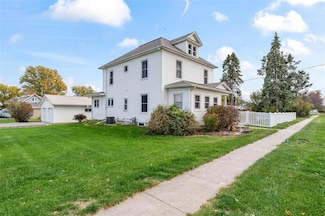 319 NW 6th St, Ogden, IA 50212