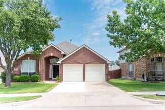 7012 Hillshire Ln, Sachse, TX 75048