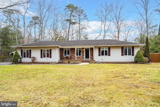 117 Riverside Dr, Bayville, NJ 08721
