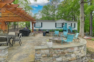 2075 Great Rd N, Winnsboro, SC 29180