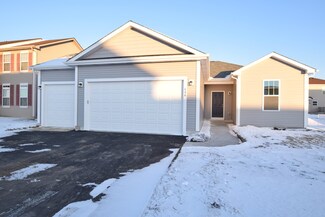 686 N Goldenrod St, Cortland, IL 60112