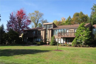 985 Canyon View Rd Unit 201A, Northfield, OH 44067