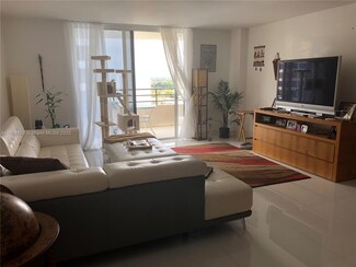2500 Parkview Dr Unit 1514, Hallandale Beach, FL 33009