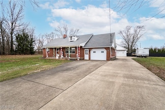 1016 Parkview Ave, Mc Donald, OH 44437